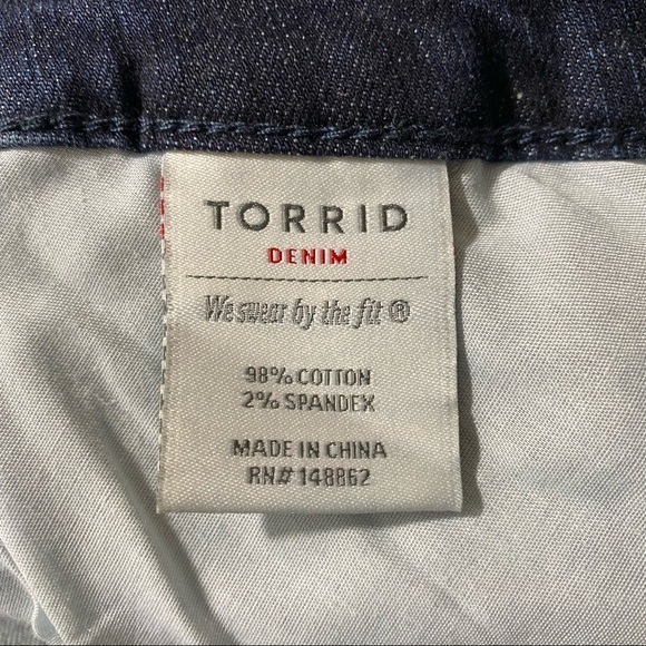 Torrid Skinny Jeans Stretch Dark Wash 20 - Picture 9 of 9